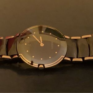 Unisex Rado DIASTAR watch.